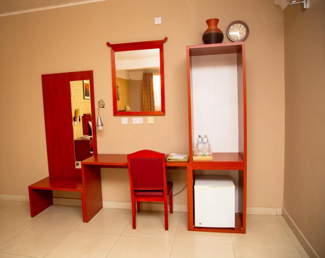Ange Hill Hotel Accra Exteriör bild